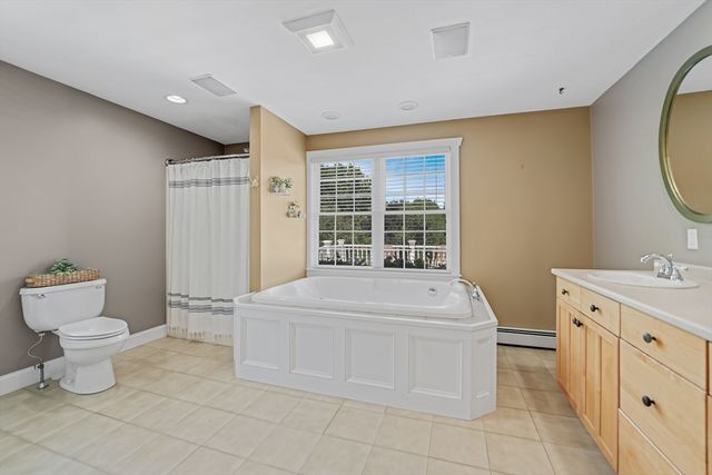 57 Perry Hill Rd, Acushnet, MA 02743