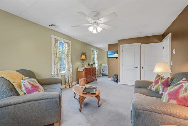 57 Perry Hill Rd, Acushnet, MA 02743