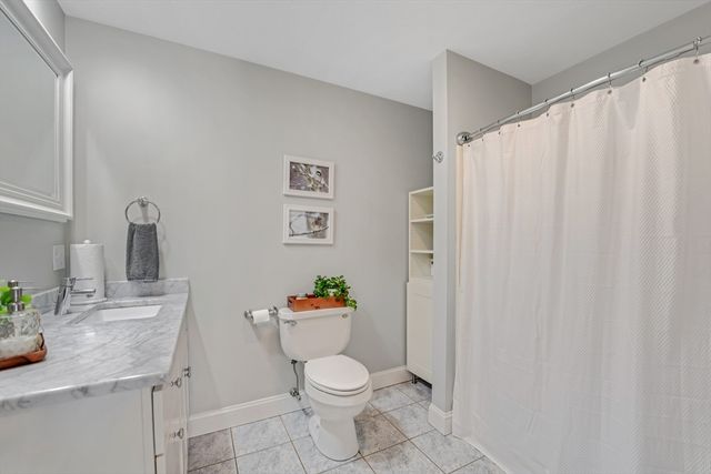 57 Perry Hill Rd, Acushnet, MA 02743