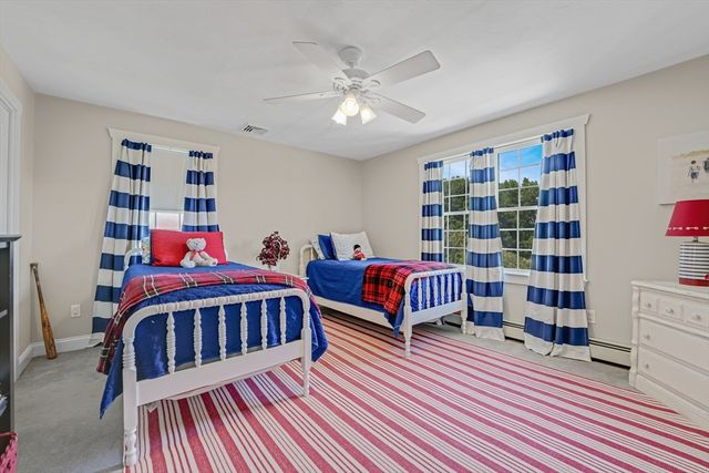 57 Perry Hill Rd, Acushnet, MA 02743