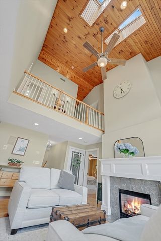 57 Perry Hill Rd, Acushnet, MA 02743