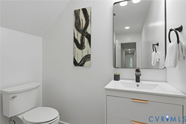 9005 Carswell St, Chesterfield, VA 23237