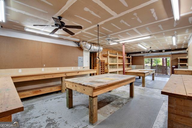 725 Blue Gill Road, Ellabell, GA 31308