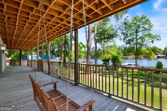 725 Blue Gill Road, Ellabell, GA 31308