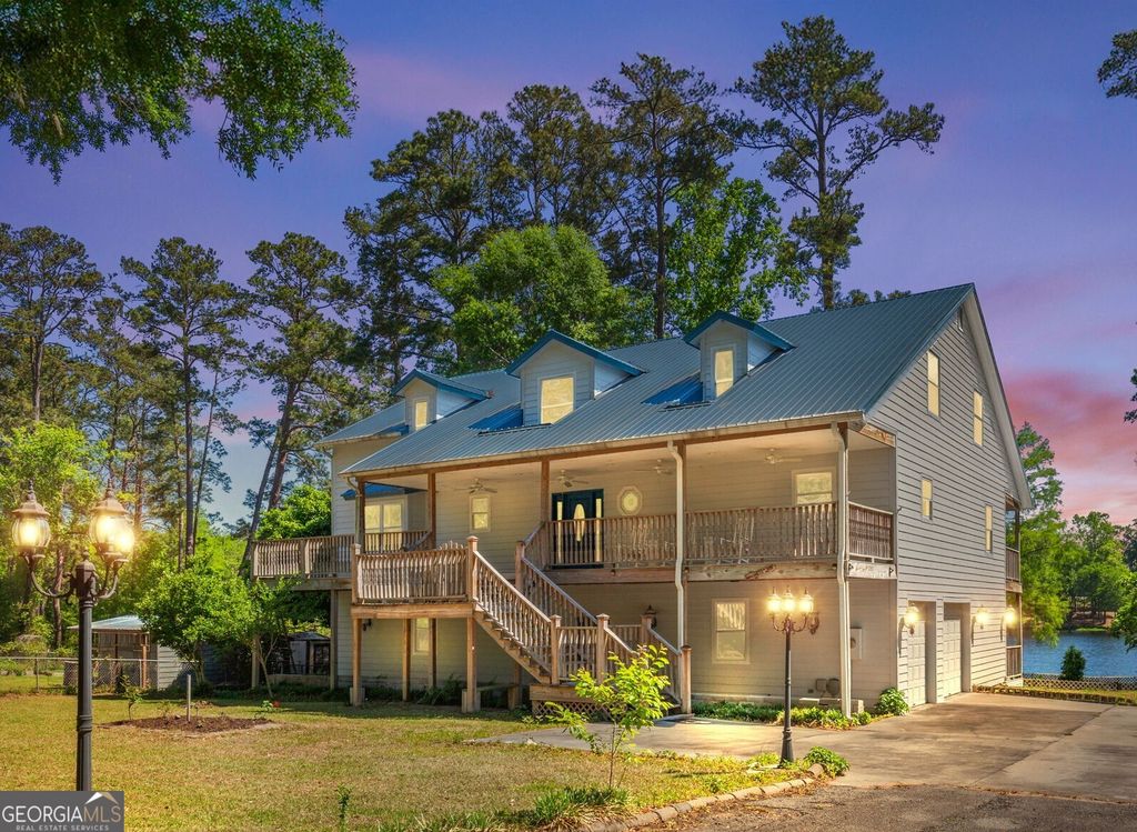 725 Blue Gill Road, Ellabell, GA 31308