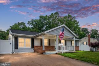 1276 CRONIN DR, Woodbridge, VA 22191