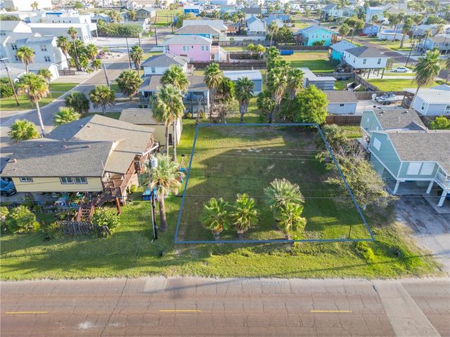 516 W Avenue C, Port Aransas, TX 78373