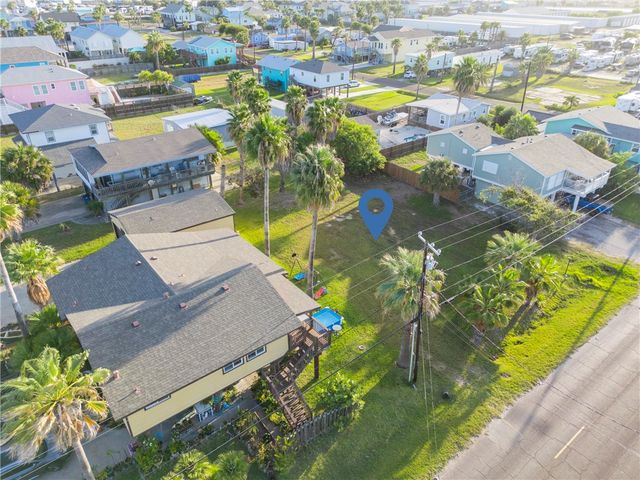 516 W Avenue C, Port Aransas, TX 78373