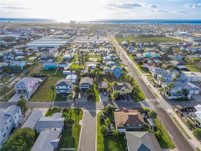 516 W Avenue C, Port Aransas, TX 78373