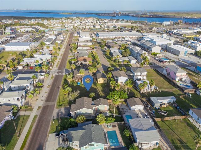 516 W Avenue C, Port Aransas, TX 78373