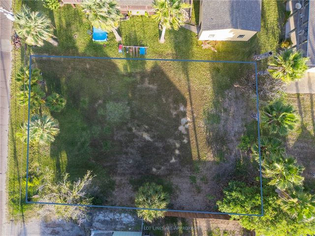 516 W Avenue C, Port Aransas, TX 78373