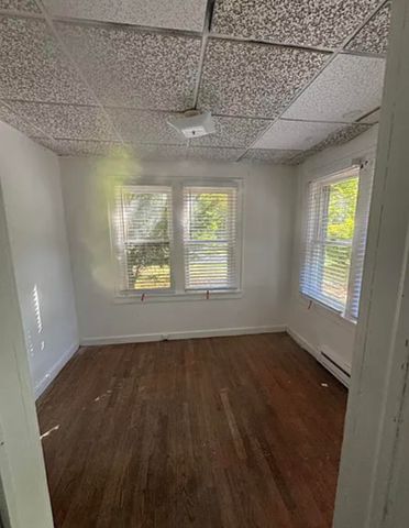 108 Hutchinson Street, Kalamazoo, MI 49001