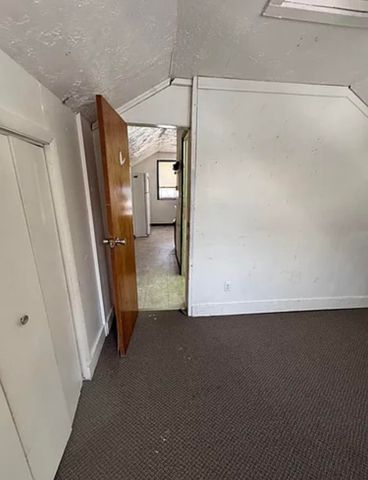 108 Hutchinson Street, Kalamazoo, MI 49001