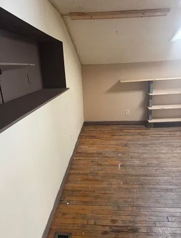 108 Hutchinson Street, Kalamazoo, MI 49001