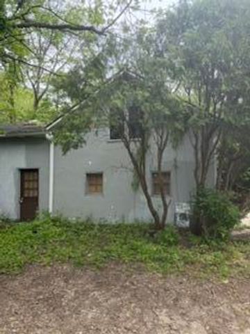 108 Hutchinson Street, Kalamazoo, MI 49001