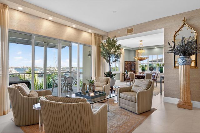 3920 N Flagler Drive 401, West Palm Beach, FL 33407