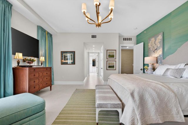 3920 N Flagler Drive 401, West Palm Beach, FL 33407