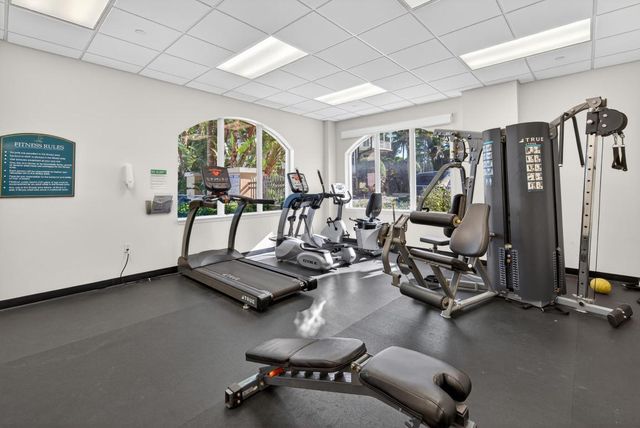 3920 N Flagler Drive 401, West Palm Beach, FL 33407