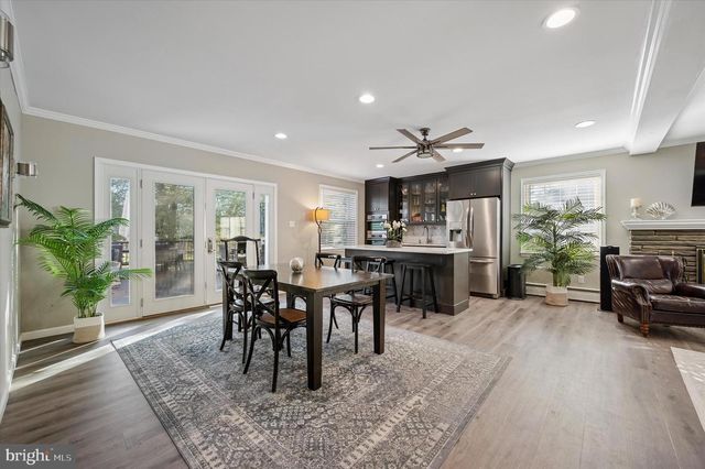 1721 SHERWOOD CIR, Villanova, PA 19085