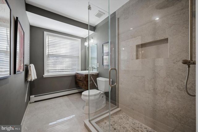 1721 SHERWOOD CIR, Villanova, PA 19085