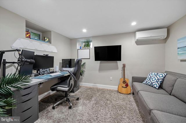 1721 SHERWOOD CIR, Villanova, PA 19085