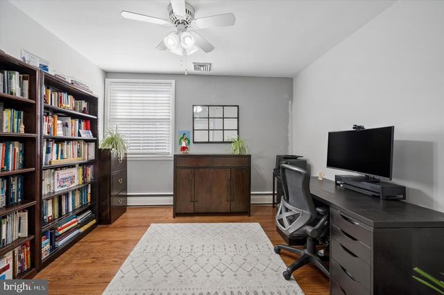 1721 SHERWOOD CIR, Villanova, PA 19085