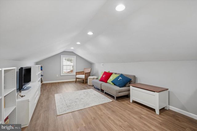 1721 SHERWOOD CIR, Villanova, PA 19085