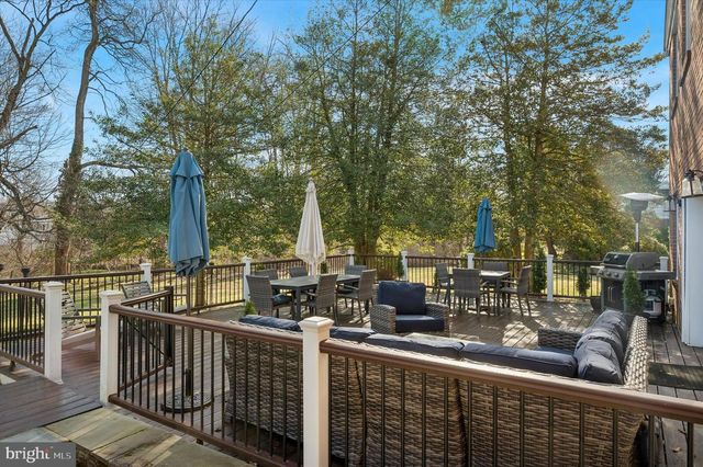 1721 SHERWOOD CIR, Villanova, PA 19085