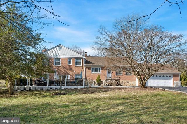 1721 SHERWOOD CIR, Villanova, PA 19085