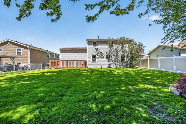 383 Pebbleview Drive, Greece, NY 14612