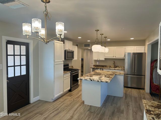 2607 N 71ST Place, Scottsdale, AZ 85257