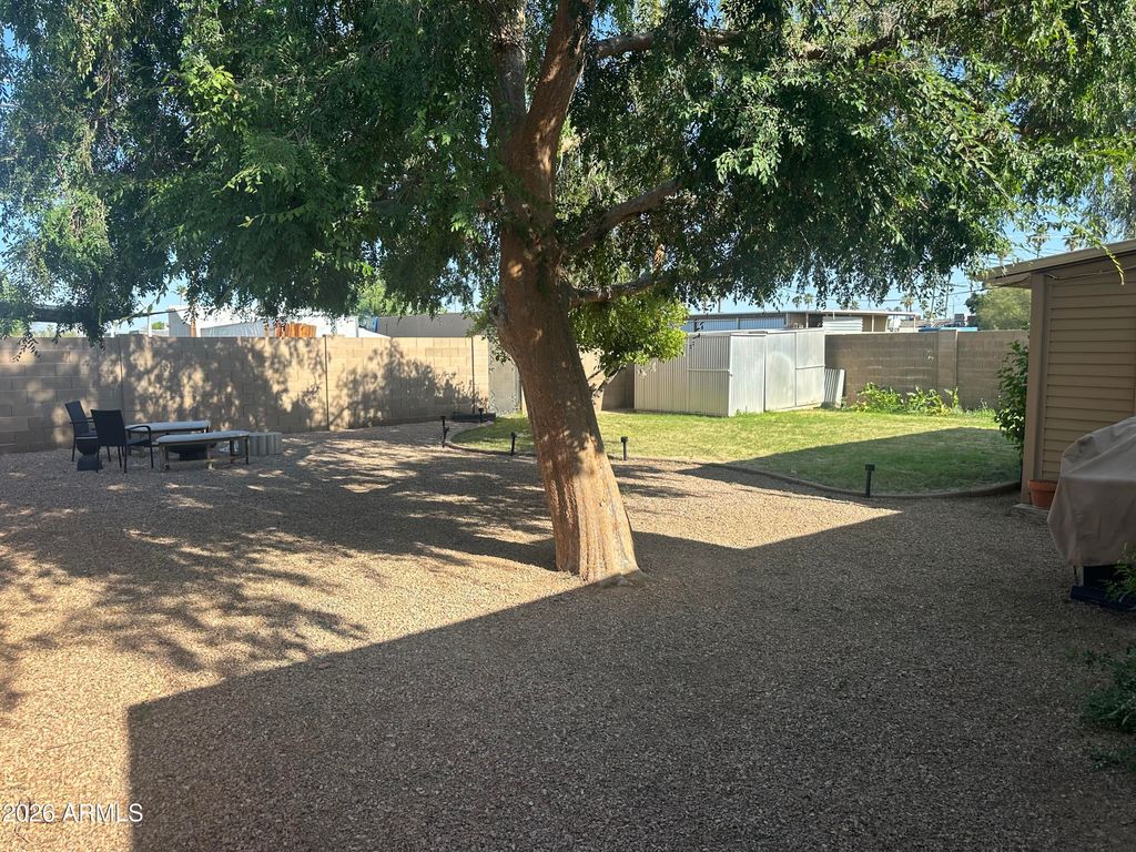 Image 22 of property listing at 2607 N 71ST Place, Scottsdale, AZ 85257