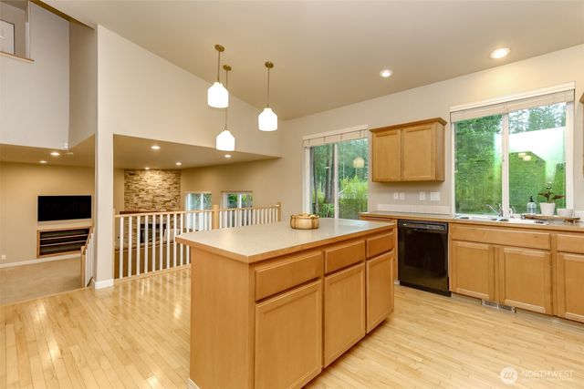 23311 SE 269th Street, Maple Valley, WA 98038