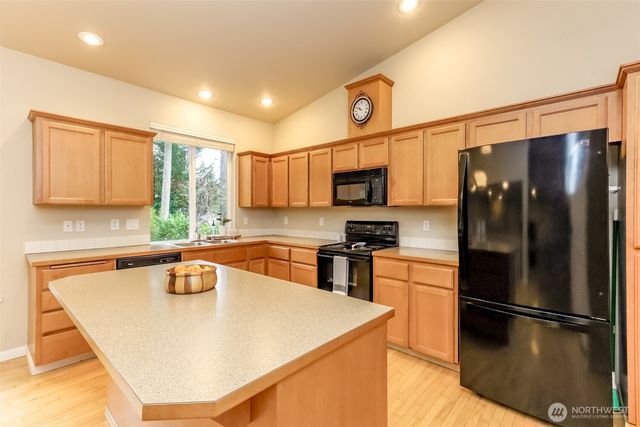 23311 SE 269th Street, Maple Valley, WA 98038