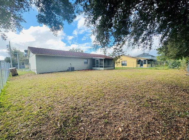 807 Mountbatten Lane, Kissimmee, FL 34758
