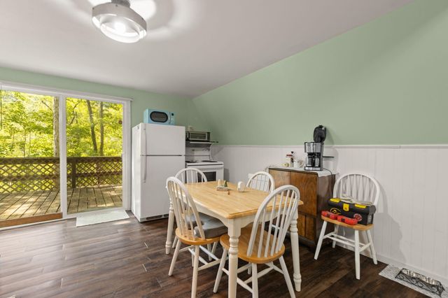 1424 Jasper Lake Drive, Burnside, KY 42519