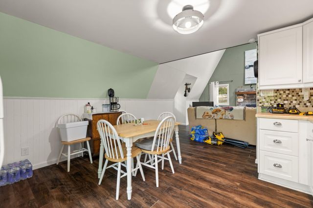 1424 Jasper Lake Drive, Burnside, KY 42519