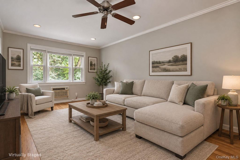 17 Leewood Circle 4R, Eastchester, NY 10709 — photo 2