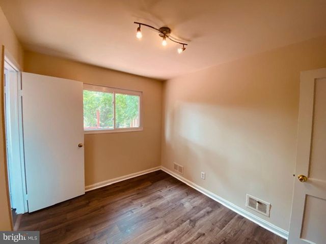 4418 IVES ST, Rockville, MD 20853
