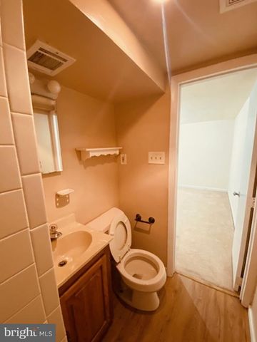 4418 IVES ST, Rockville, MD 20853