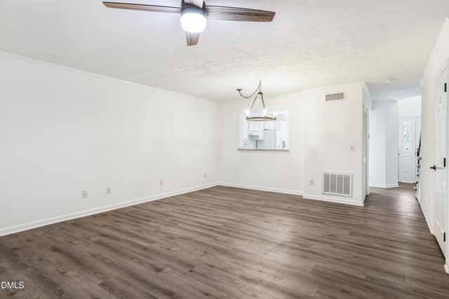 205 Oak Hollow Court, Raleigh, NC 27613