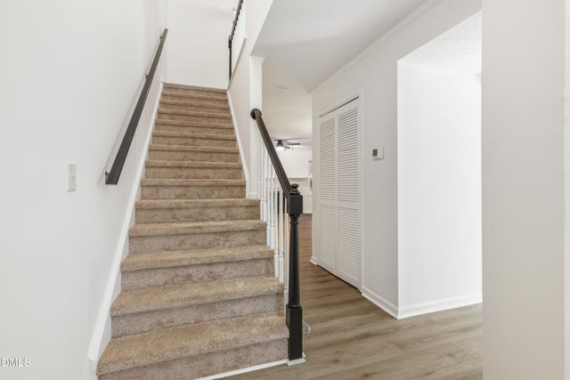 205 Oak Hollow Court, Raleigh, NC 27613