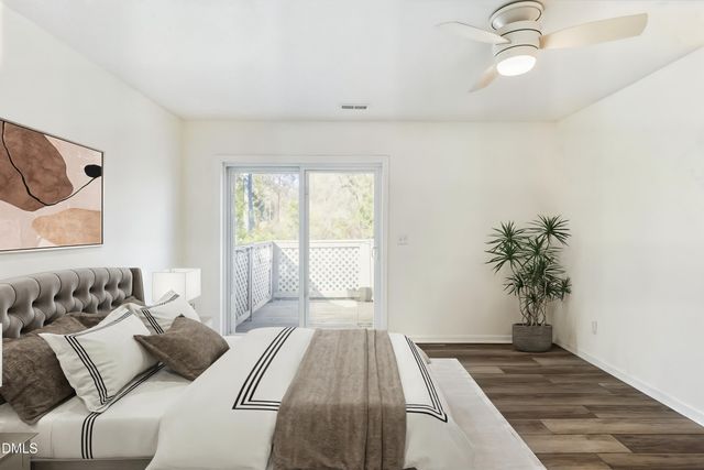 205 Oak Hollow Court, Raleigh, NC 27613