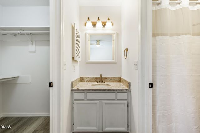 205 Oak Hollow Court, Raleigh, NC 27613