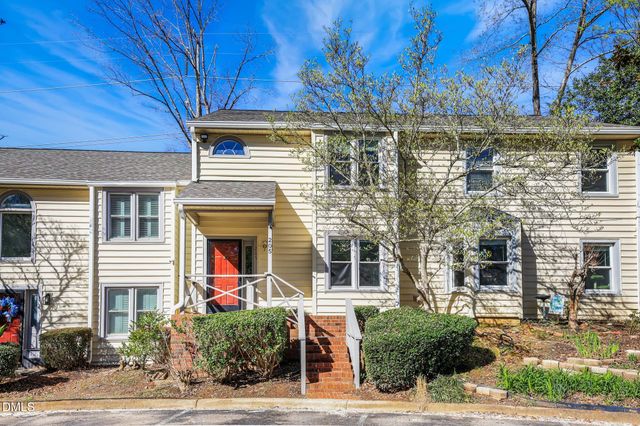 205 Oak Hollow Court, Raleigh, NC 27613