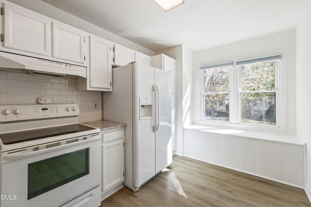 205 Oak Hollow Court, Raleigh, NC 27613