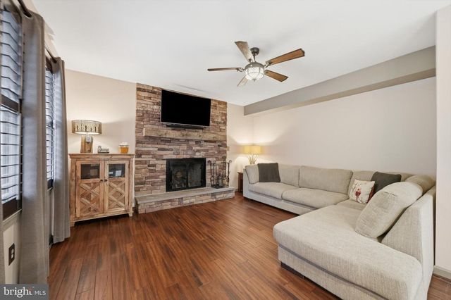 3313 NICHOLAS CT, Ijamsville, MD 21754