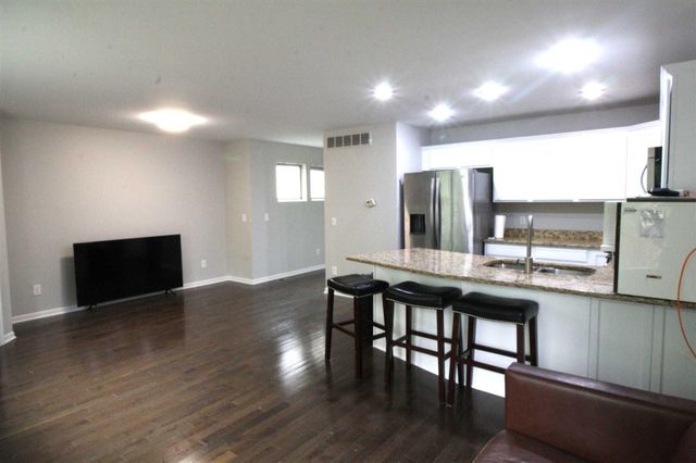50508 Beechwood Court, Plymouth, MI 48170