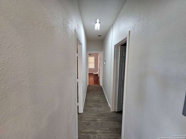 2800 Morales, San Antonio, TX 78207