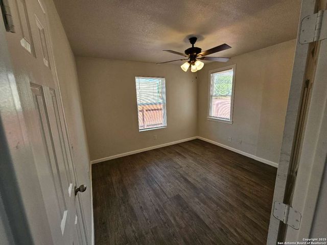 2800 Morales, San Antonio, TX 78207